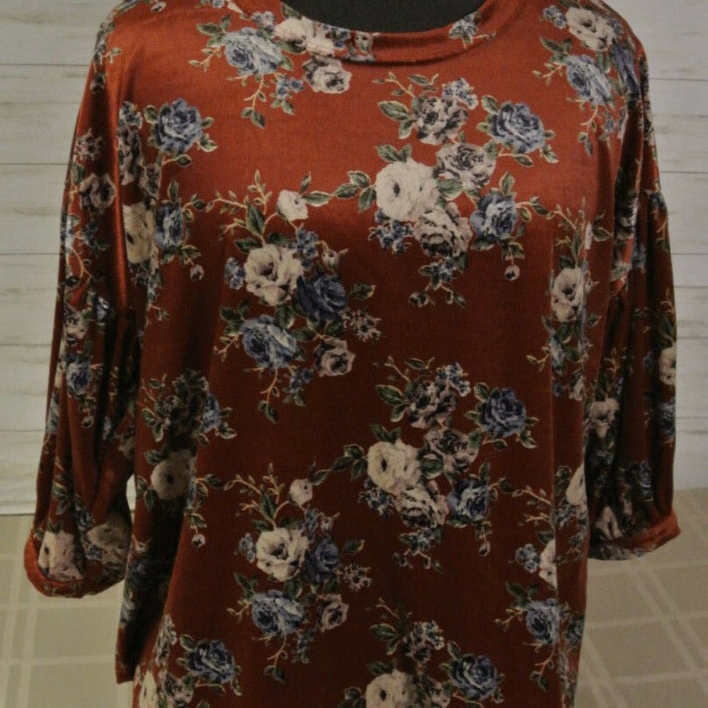 Rust Floral Blouse - Picture 2 of 5